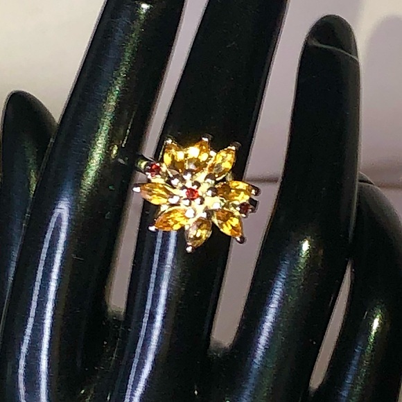 Sterling Silver Golden Citrine and Red Garnet Faceted Flower Ring Sz 7 - Picture 5 of 17